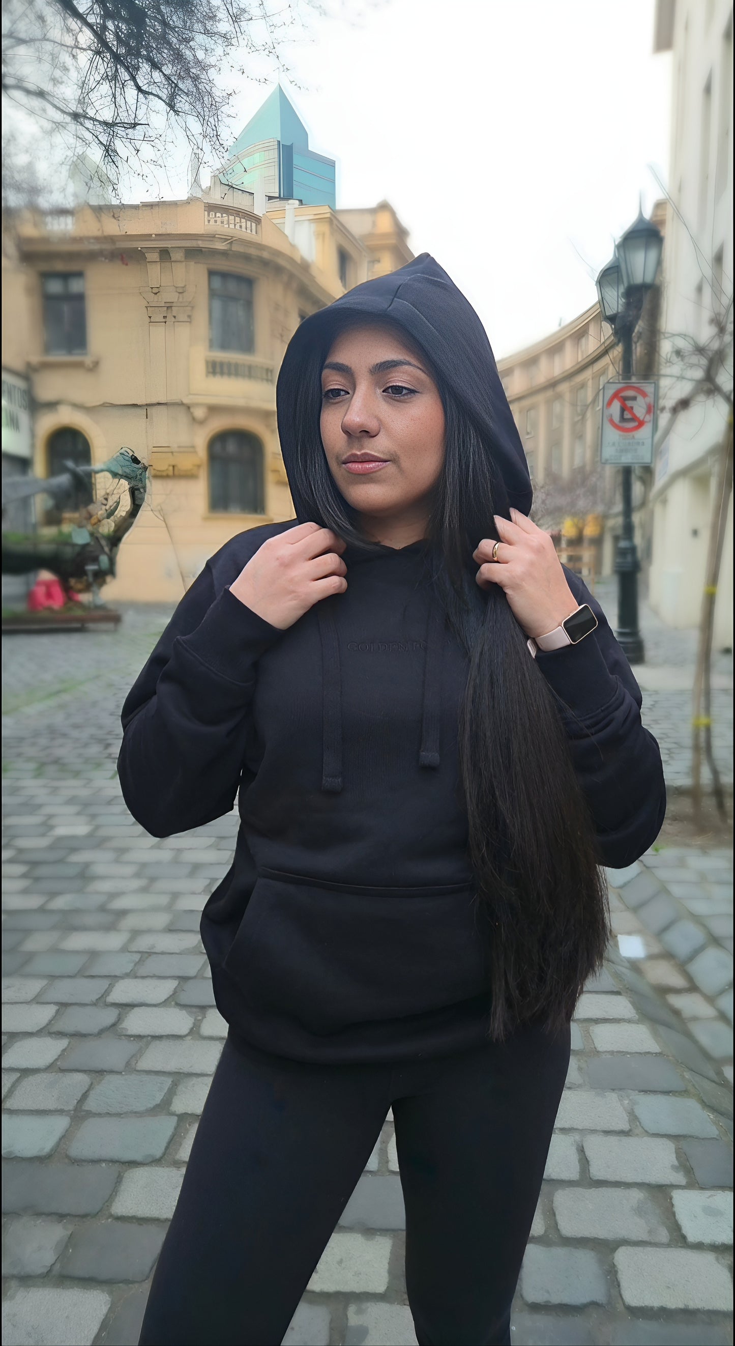 POLERÓN BÁSICO GOLDEN - Negro